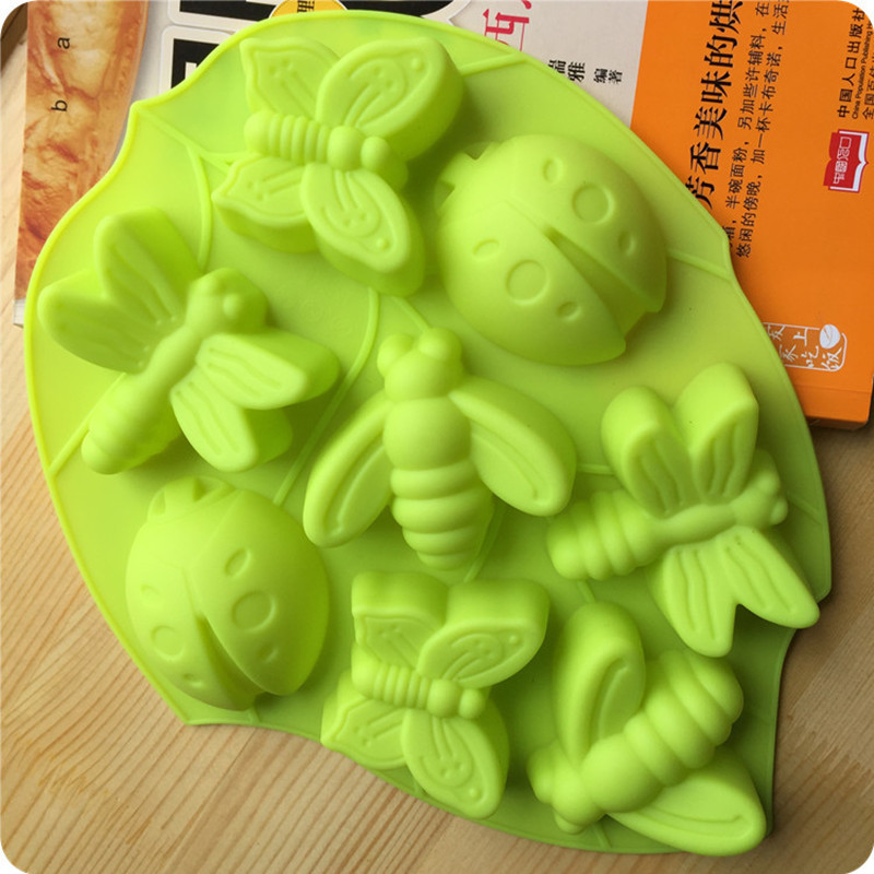 Food Grade Baking Silicone Cake Mold 8 Pieces Insect Pudding Jelly Mold Hand Soap Mold