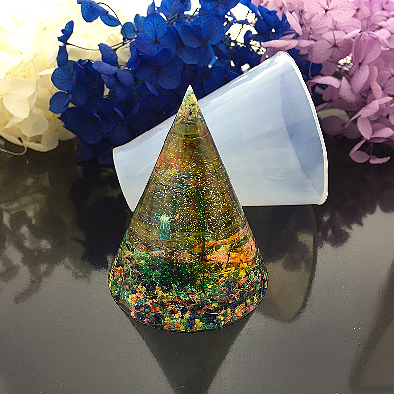 Crystal Epoxy Pyramid Silicone Mold DIY Manual Cone Body Cubic Triangular Pyramid Round Cone Energy Tower
