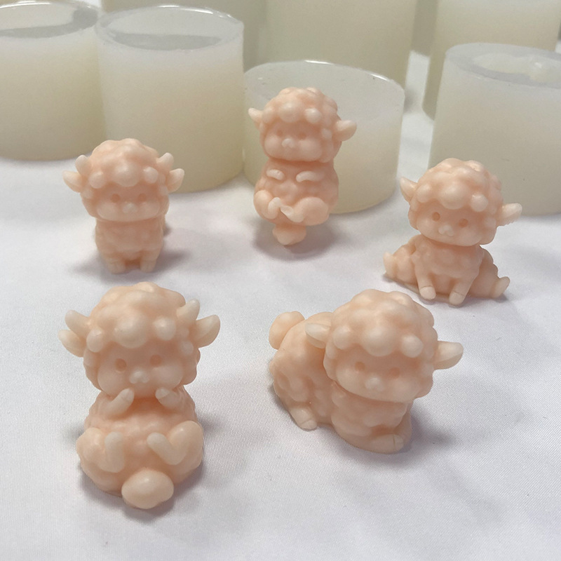 3D Sheep Candle Mold Diy Cartoon Sheep Aroma Plaster Animal Resin Ornaments Silicone Cake Mold